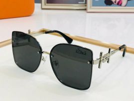 Picture of Hermes Sunglasses _SKUfw49883422fw